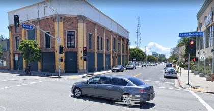 [07-22-2020] Los Angeles, CA - 2 LAPD Officers Injured After a Head-On Collision on Santa Monica Boulevard