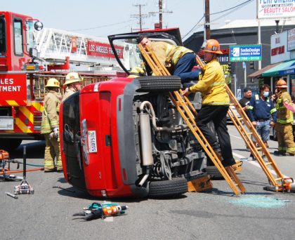 [09-03-2020] Los Angeles, CA - Car Crash in Sun Valley Injured One Woman 