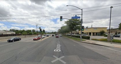 [01-20-2021] Los Angeles, CA - One Person Killed After a Deadly Pedestrian Crash in Saugus