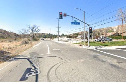 [12-04-2021] Los Angeles County, CA - One Person Injured After a Motorcycle Crash in Santa Clarita