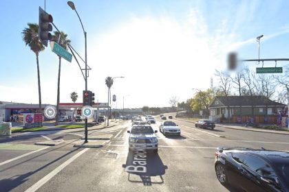 [01-03-2022] Santa Clara County, CA - Injuries Reported Following a Car Crash at a Bus Stop in San Jose