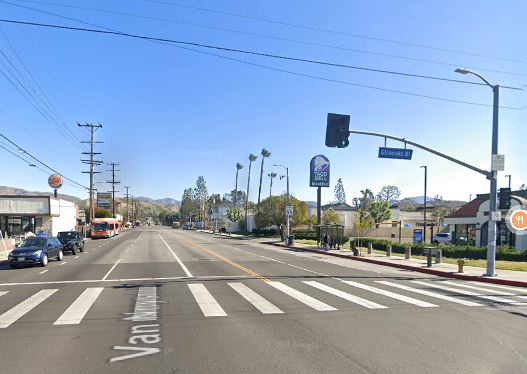 [02-06-2022] Los Angeles County, CA - One Person Hurt Following a Car Accident on Van Nuys and Glenoaks Boulevard