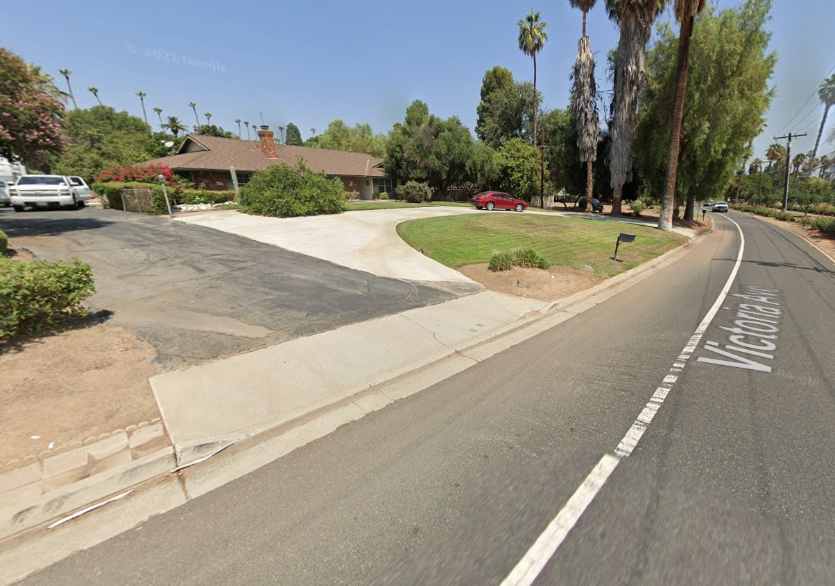 [03-22-2022] Riverside County, CA - One Person Injured Due to a House Fire Near Tyler Street