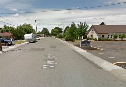 [04-13-2022] Sacramento County, CA - One Person Injured After a Big Rig Crash in Galt