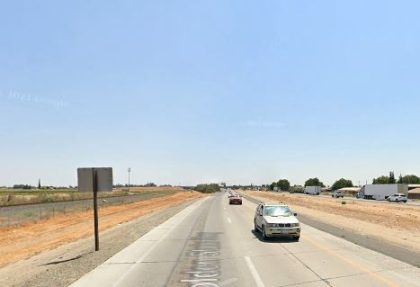 [04-24-2022] Kern County, CA - Two People Killed, Another Injured Following a Deadly Big Rig Crash in McFarland