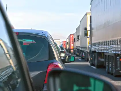 How Many Trucking Accidents Are Caused by Cars