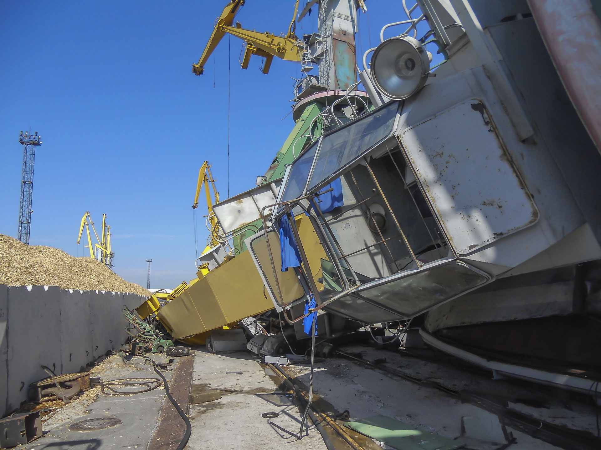 Crane Accidents Attorneys