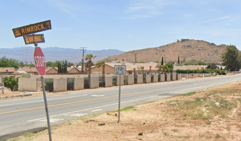 [06-09-2022] Condado de San Bernardino, CA - Una Persona Muerta, Otra Herida Después de un Choque Fatal de Dos Vehículos en Apple Valley