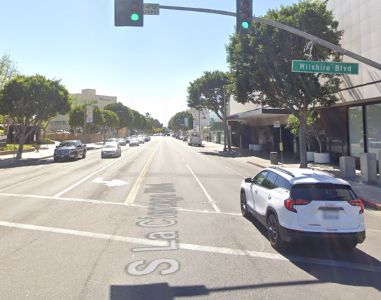 [06-24-2022] Condado de Los Angeles, CA - Oficial de Motocicleta Herido en Colision de Dos Vehiculos en Beverly Hills