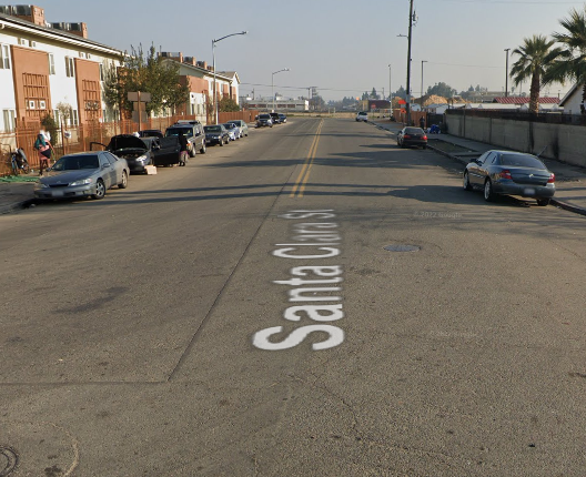 [06-28-2022] Condado de Fresno, CA - Dos Personas Heridas Después de Ser Golpeadas por Vehículo Robado en las Calles Santa Clara y F