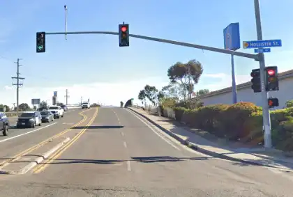 [08-10-2022] One Woman Injured in Two-Vehicle Crash Near Imperial Beach