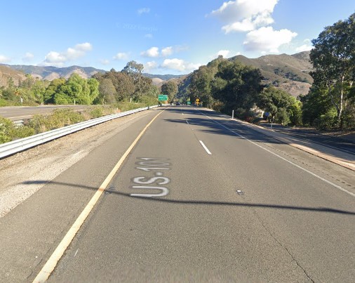 [09-23-2022] Multi-Vehicle Crash Involving Four Cars Slows Traffic on Highway 101 South