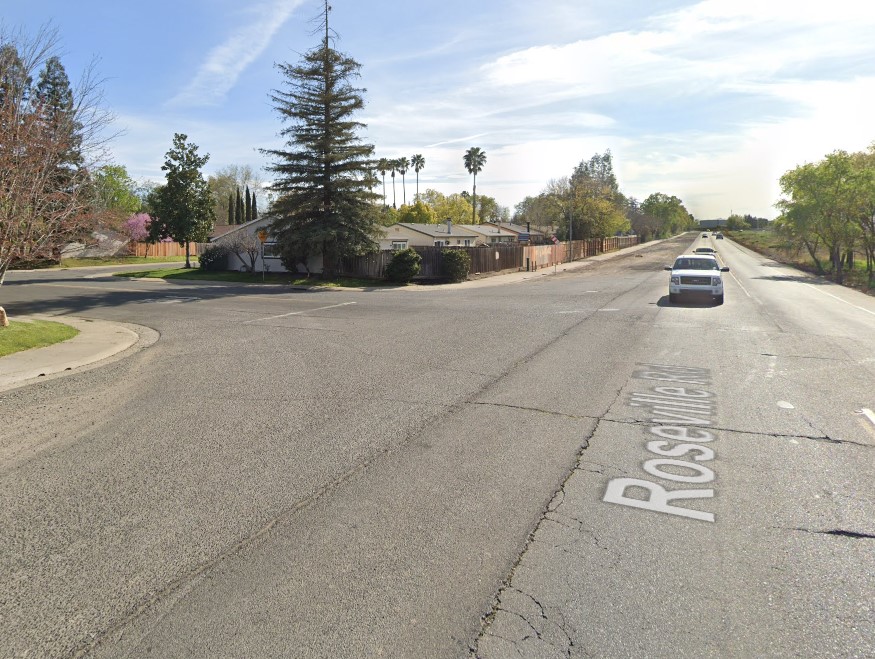 [10-24-2022] A Two-Vehicle Crash Resulted in a Pickup Truck Landing on its Roof in Citrus Heights, Injuring Four