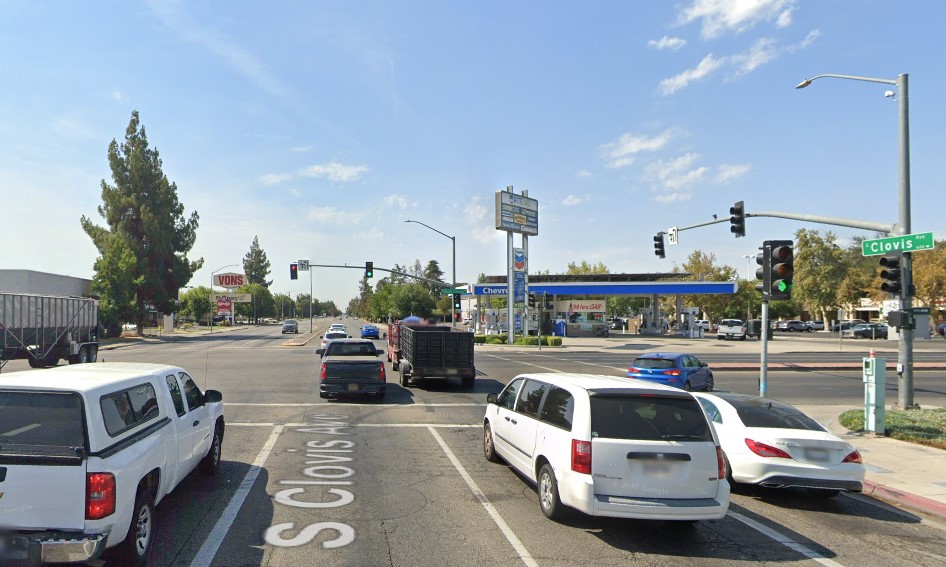 [10-31-2022] Following a Stolen Car Chase Leaves a Box Truck Overturned and Another Car Struck in Kingsburg