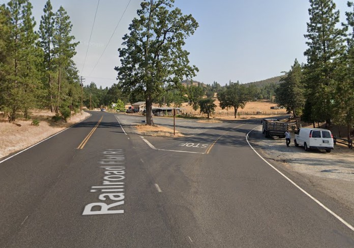 [12-11-2022] Solo Car Crash in Mountain Ranch Kills Passenger and Injures Driver