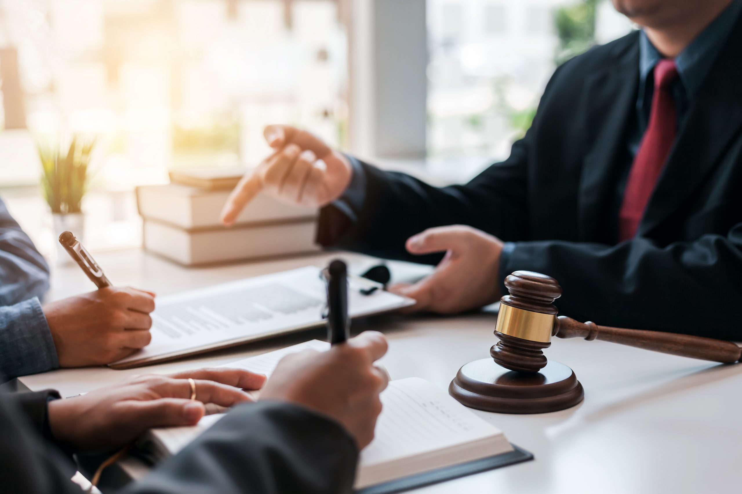Testigos expertos