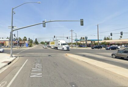 [01-16-2023] Condado De Fresno, CA - Un Peatón Muere Tras Ser Atropellado Dos Veces Durante Un Choque Con Fuga Cerca De La Avenida Marks