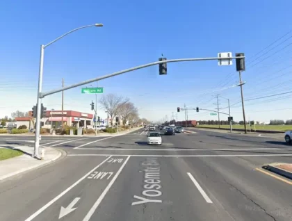 04-05-2023-Three-People-Hospitalized-After-Multi-Vehicle-Collision-in-Modesto