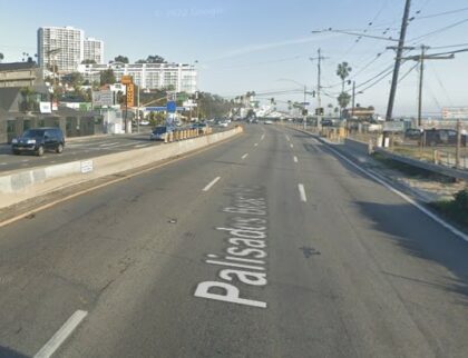 [04-15-2023] Two People Suffered Severe Injuries After Multi-Vehicle Crash in Pacific Palisades