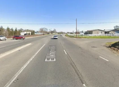 motorcycle collision left one person hospitalized in Rio Linda (1)