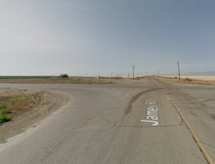 [04-19-2023] Man Died After Truck Driver Ran a Stop Sign at James Rd and Manning Ave