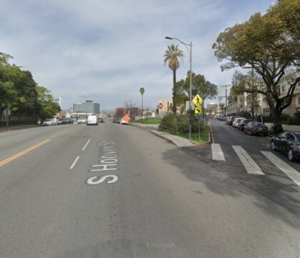 [05-13-2023] Bicyclist Suffered Severe Injuries Following Hit-And-Run Collision in Westlake