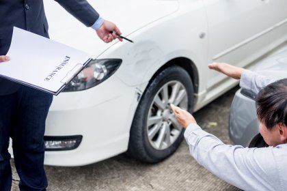 Responsabilidades de la Compañía de Seguros de Automóviles de California