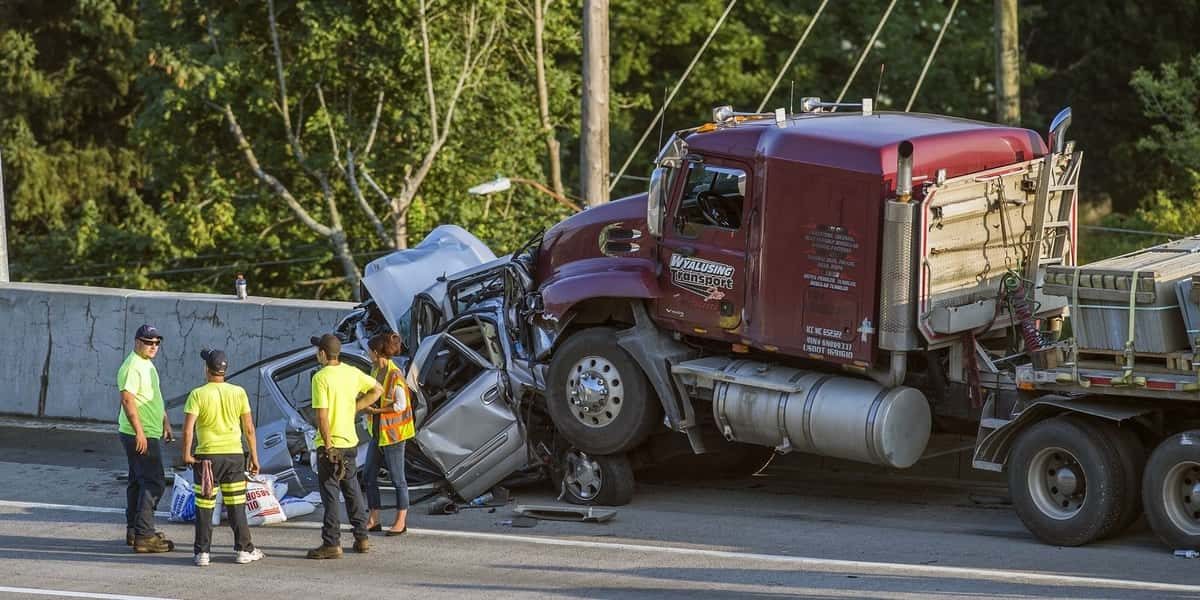 Common Causes of Visalia Truck Accidents