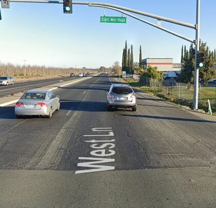 [11-06-2023] Ambulance Requested After Three-Vehicle Collision Near Stockton