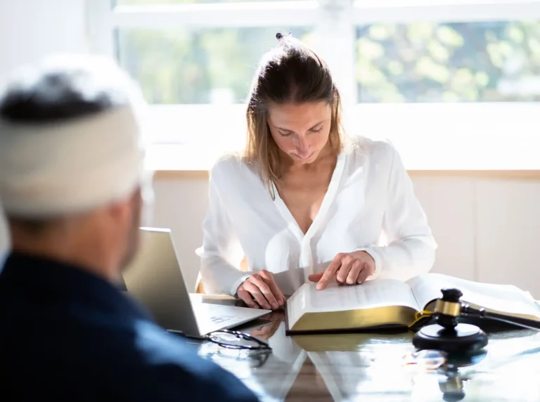 Determinación de Los Motivos Para Un Demanda Por Accidente Automovilístico