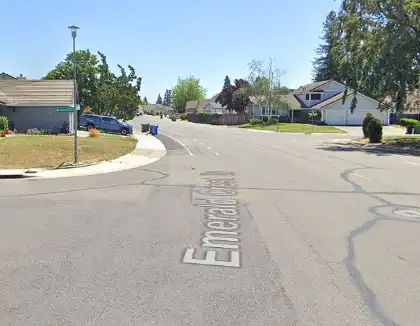 [06-05-2024] Condado De Sacramento, CA - Al Menos Una Persona Herida Tras La Colisión De Un Vehículo En Elk Grove