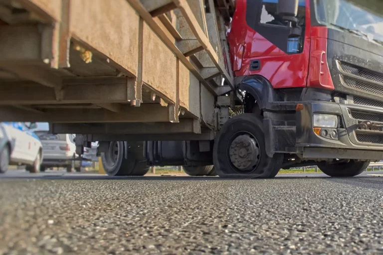 Long-Beach-Truck-Accident