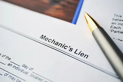 El Gravamen Del Mecánico