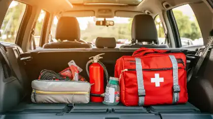 Lleve Un Kit De Emergencia