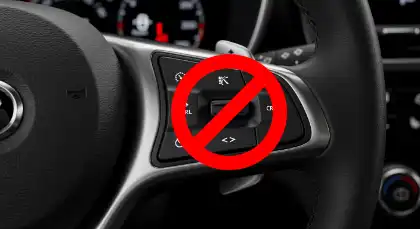 Avoiding use of cruise control to safely drive in the rain