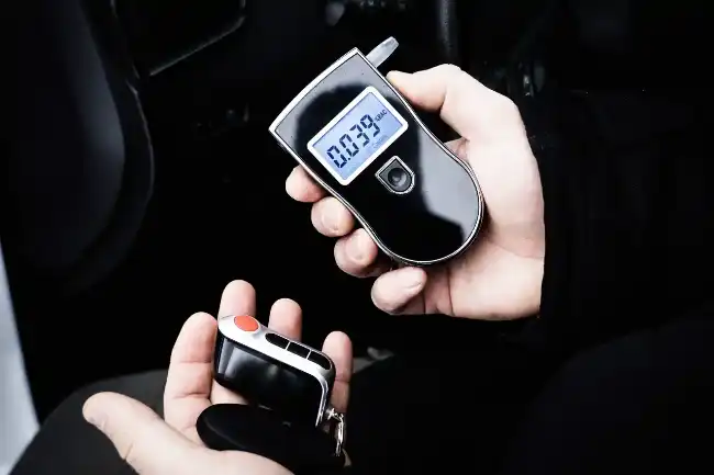 Checking blood alcohol content to avoid accident