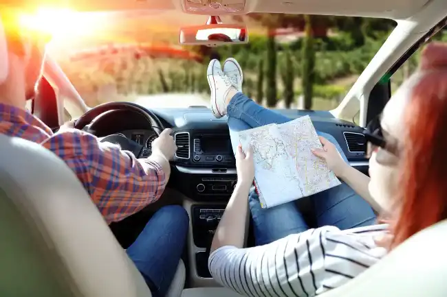 Hit-and-Run accident risks with passenger's feet placed on dashboard