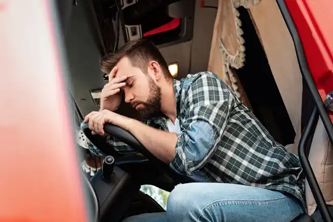 Truck accident risks with sleepy driver