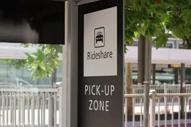Adding Rideshare pickup zone can lessen accidents in Los Angeles