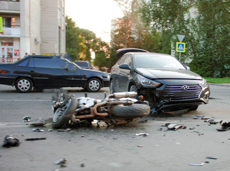 Abogados con experiencia y agresivos especializados en accidentes de motocicleta en Sacramento