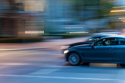 Los accidentes pueden ocurrir en cualquier momento si no tienes en cuenta los límites de velocidad