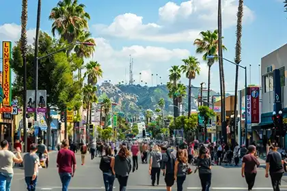 Peatones en las calles de Los Ángeles