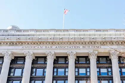 Según la Asociación Americana de Abogados